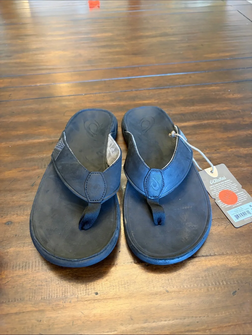OluKai Tuahine Waterproof Men’s Black Flip-Flops